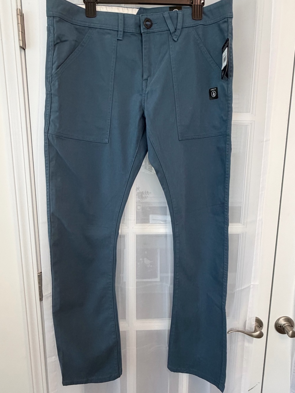 NWT Volcom Cripple Creek Form Fit Pants Blue Size 36 Stretch Chino